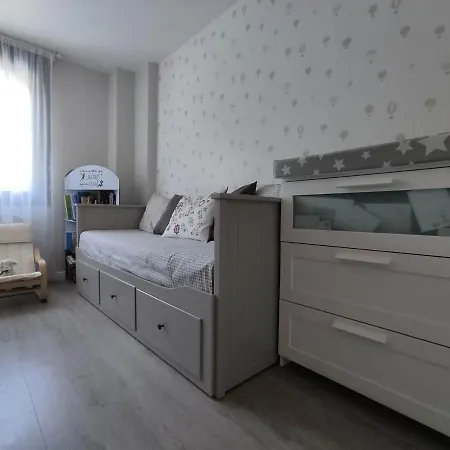 Precioso Apartamento Con Terraza, Pistas De Padel Y Piscinas