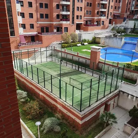 Precioso Apartamento Con Terraza, Pistas De Padel Y Piscinas Castro Urdiales