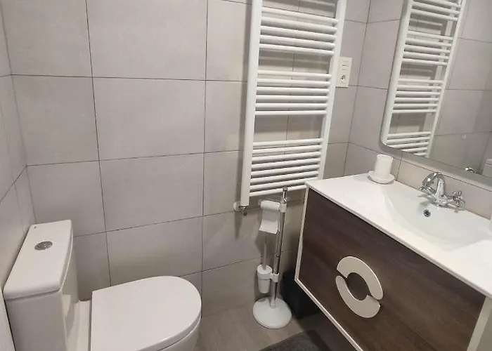 Apartment Precioso Con Terraza, Pistas De Padel Y Piscinas *